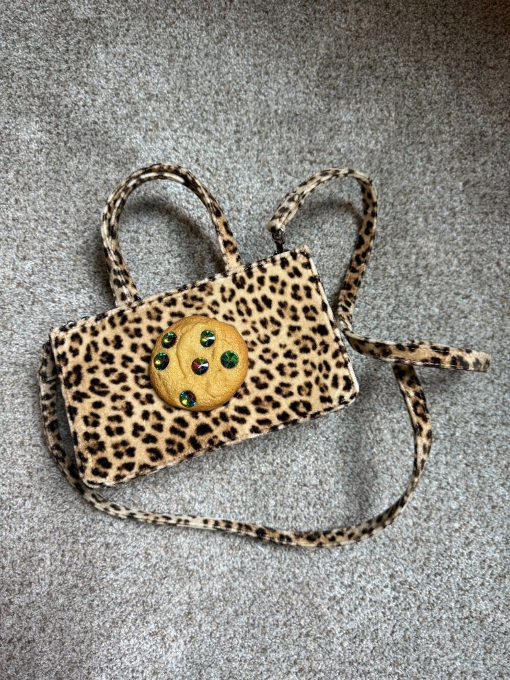 Puppets and Puppets Velvet Leopard Cookie Bag